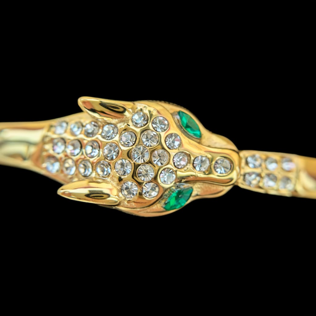 Brazalete modelo AZARA