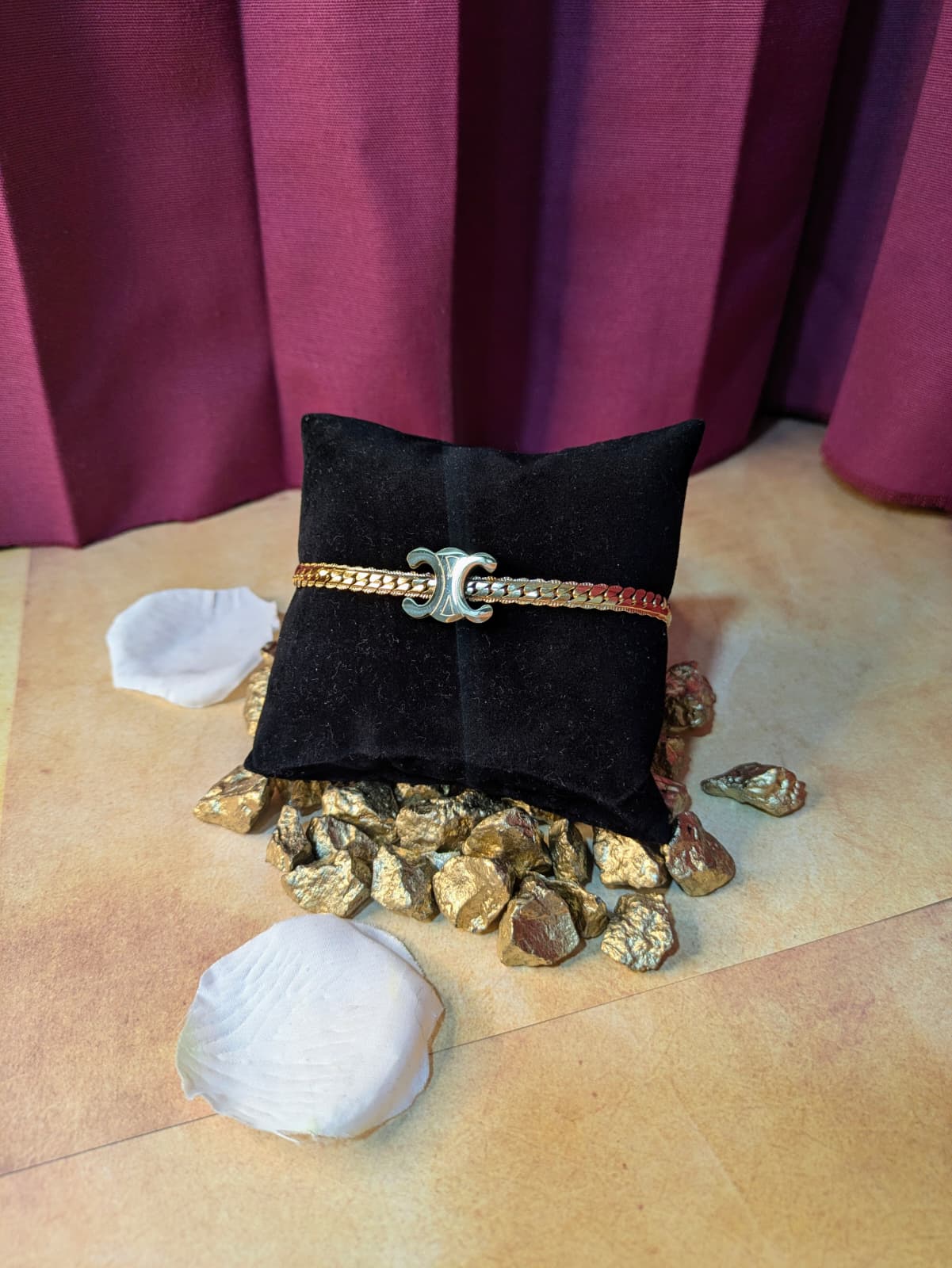 Pulsera modelo BORDON