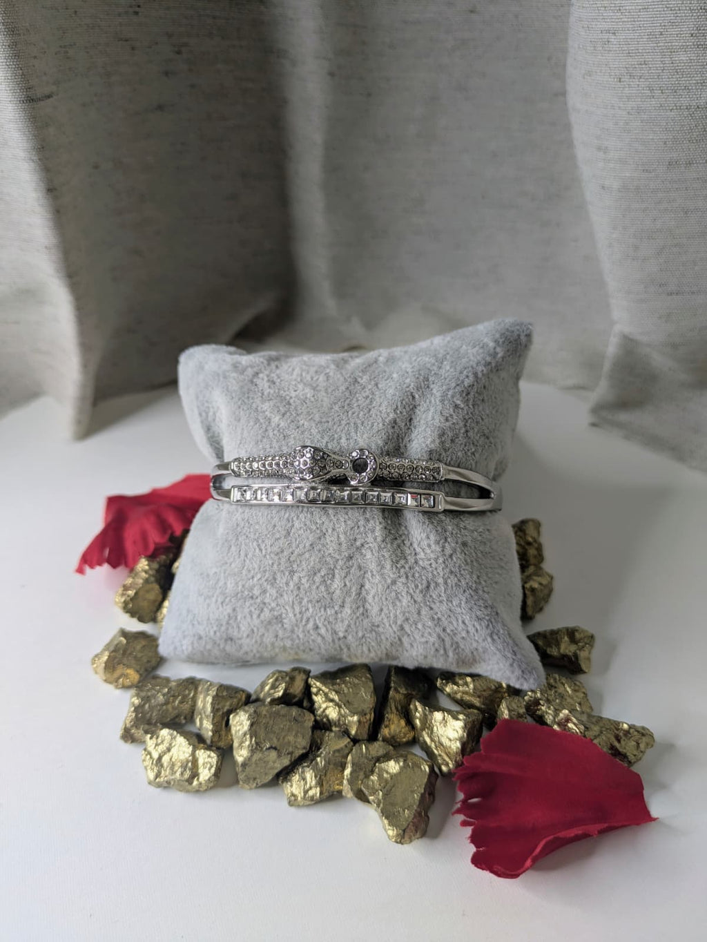 Brazalete modelo JET-SET