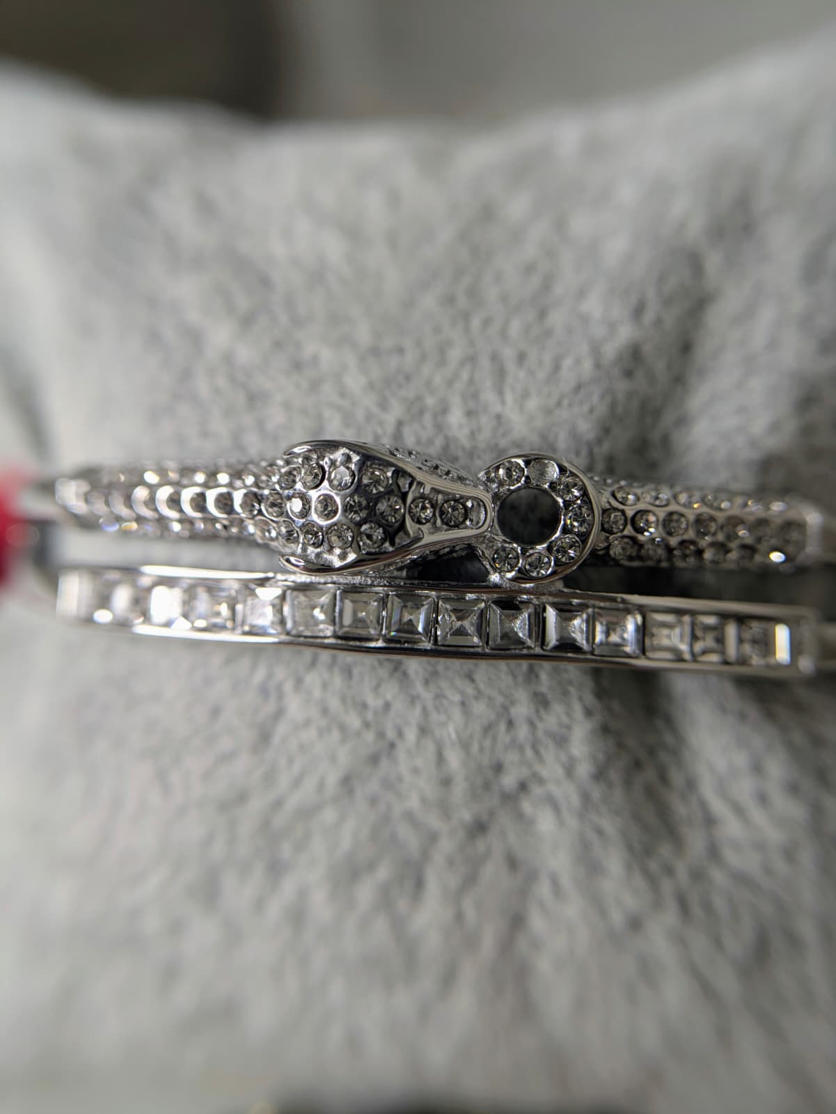 Brazalete modelo JET-SET