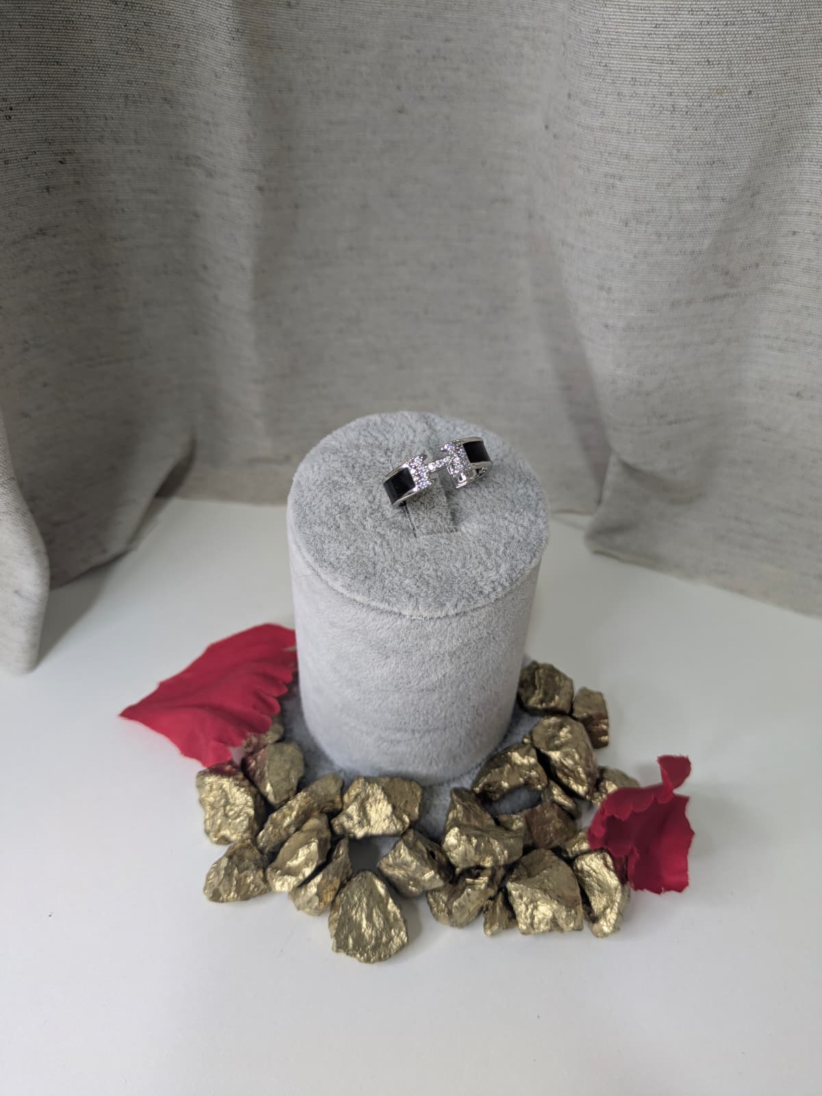 Sortija modelo SAREL